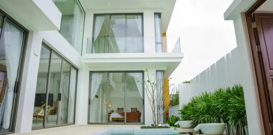 Villa in Phuket, Thailand 7 bedrooms № 111763