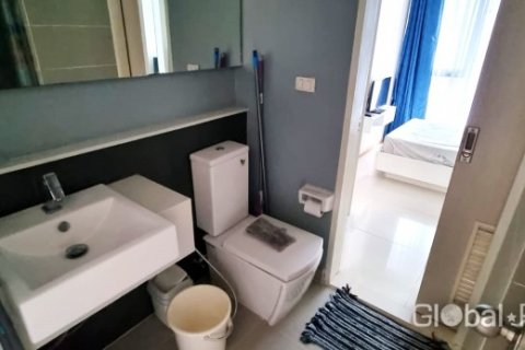 Condo in Pattaya, Thailand, 2 bedrooms  № 132334 - photo 12