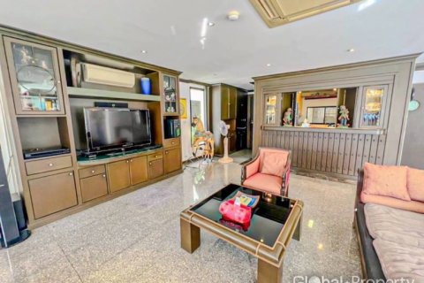 Condo in Pattaya, Thailand, 1 bedroom  № 132340 - photo 7