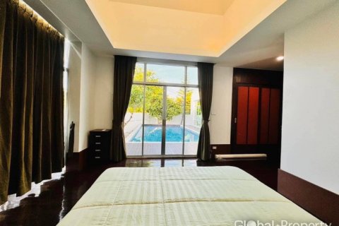 Maison à Pattaya, Thaïlande 4 chambres № 132338 - photo 9