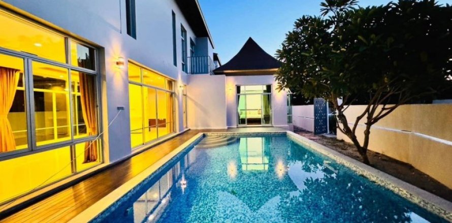 Maison à Pattaya, Thaïlande 4 chambres № 132338