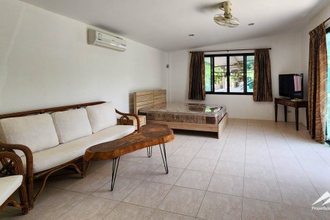 Commercial property in Chiang Mai, Thailand 850 sq.m. № 126329 - photo 13