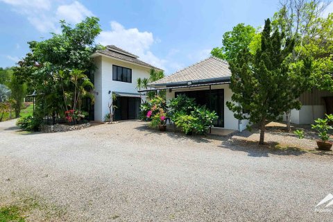 Propriété commerciale à Chiang Mai, Thaïlande 850 m2 № 126329 - photo 24