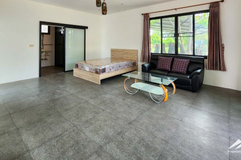 Commercial property in Chiang Mai, Thailand 850 sq.m. № 126329 - photo 30