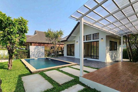 Villa in Chiang Mai, Thailand 3 bedrooms № 126327 - photo 12
