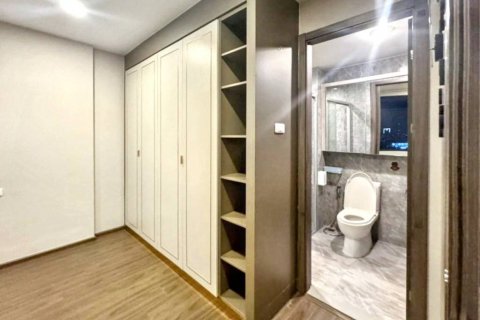 Кондоминиум с 2 спальнями в Хуай Кванг, Бангкок, Таиланд № 126753 - фото 7