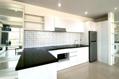 Condo à Bang Lamung, Thaïlande, 2 chambres  № 125712 - photo 3