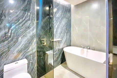 Кондоминиум с 2 спальнями в Бангкоке, Таиланд № 124705 - фото 8