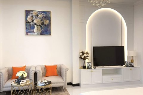 House in Pattaya, Thailand 4 bedrooms № 120580 - photo 10