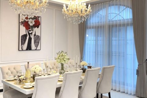 House in Pattaya, Thailand 4 bedrooms № 120580 - photo 8