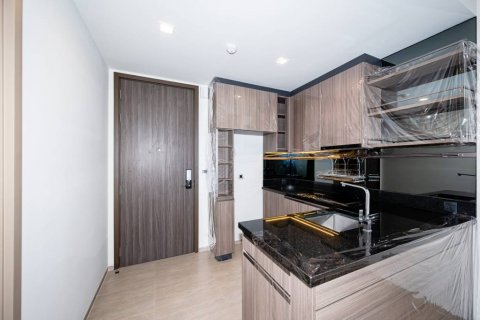 Кондоминиум с 1 спальней в Бангкоке, Таиланд № 132894 - фото 2