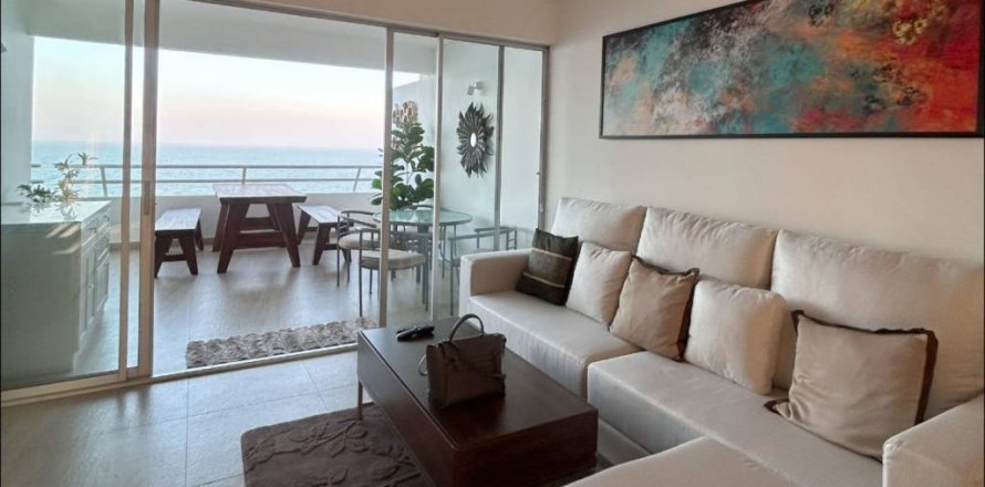 Кондоминиум с 2 спальнями в Пран Бури, Таиланд № 132896