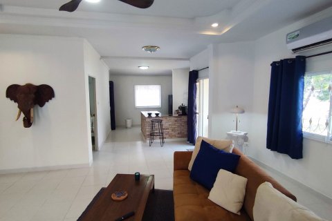 Дом в Паттайе, Таиланд с 4 спальнями № 81347 - фото 12