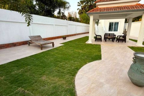 Дом в Паттайе, Таиланд с 4 спальнями № 81347 - фото 5