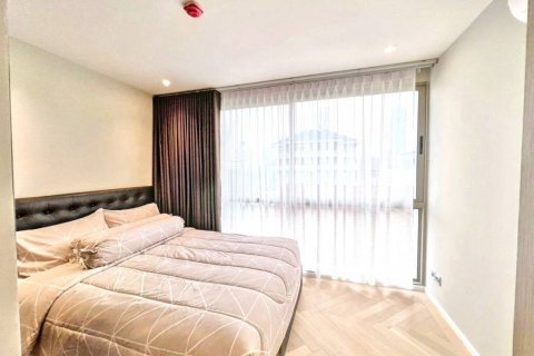 Condo in Bangkok, Thailand, 2 bedrooms  № 119387 - photo 7