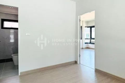 House in Phuket, Thailand 4 bedrooms № 131966 - photo 17