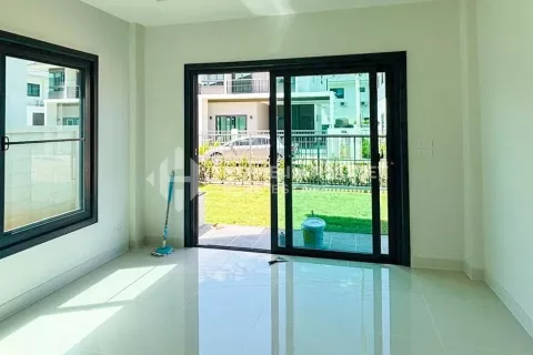House in Phuket, Thailand 4 bedrooms № 131966 - photo 6