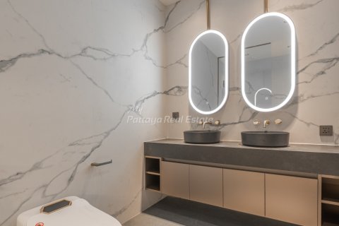 House on Jomtien Beach, Pattaya, Thailand 4 bedrooms № 123473 - photo 14