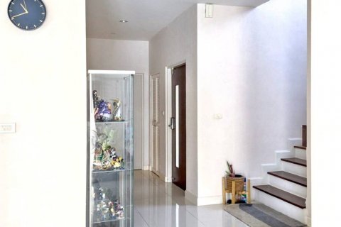 Maison à Sai Mai, Bangkok, Thaïlande 4 chambres № 132907 - photo 4