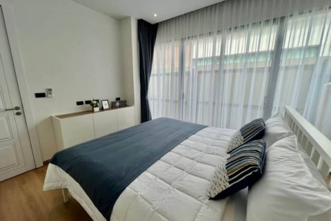 Villa in Chalong, Thailand 2 bedrooms № 132912 - photo 4