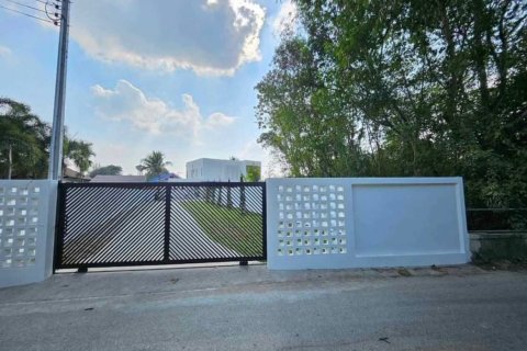 Дом в Чиангмае, Таиланд с 4 спальнями  № 82996 - фото 16