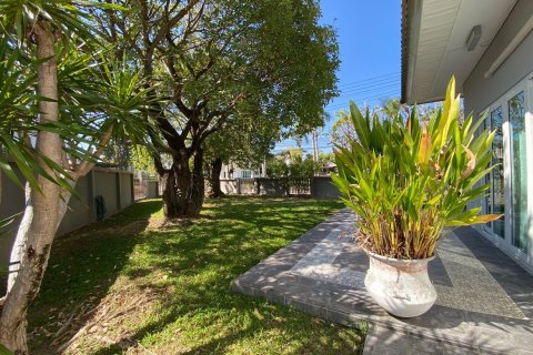 Дом в Чиангмае, Таиланд с 5 спальнями № 82997 - фото 13