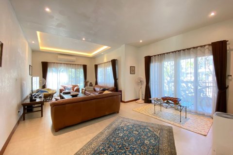 Дом в Чиангмае, Таиланд с 5 спальнями  № 82997 - фото 22