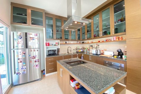 Дом в Чиангмае, Таиланд с 5 спальнями  № 82997 - фото 17