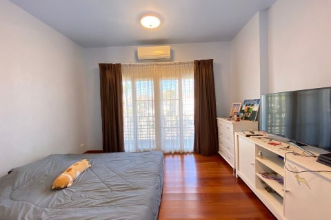 Дом в Чиангмае, Таиланд с 5 спальнями № 82997 - фото 27