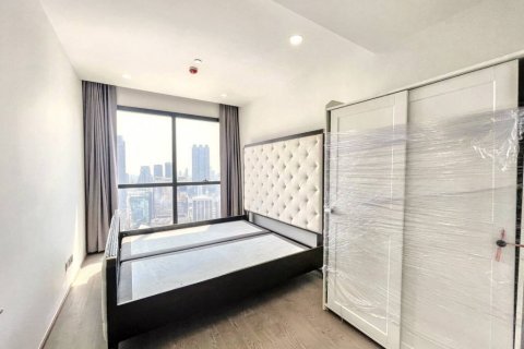 Condo in Bangkok, Thailand, 2 bedrooms № 100139 - photo 10