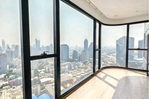 Condo in Bangkok, Thailand, 2 bedrooms № 100139 - photo 3