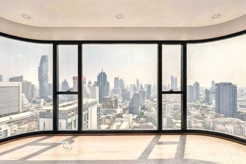 Condo in Bangkok, Thailand, 2 bedrooms № 100139 - photo 1
