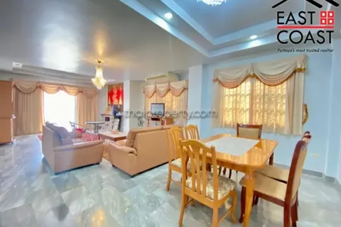 Haus in Pattaya, Thailand 4 Schlafzimmer № 213845 - Foto 5