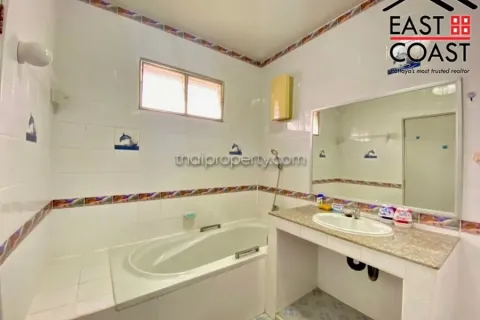 Haus in Pattaya, Thailand 4 Schlafzimmer № 213845 - Foto 9