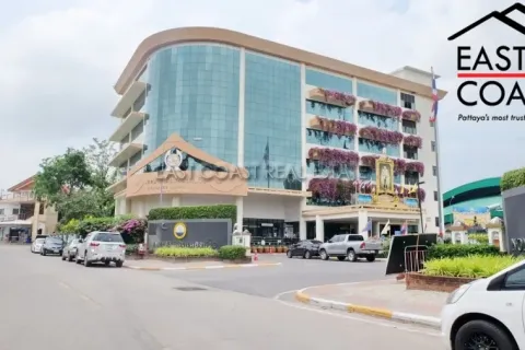 Terreno en Pattaya, Tailandia № 213843