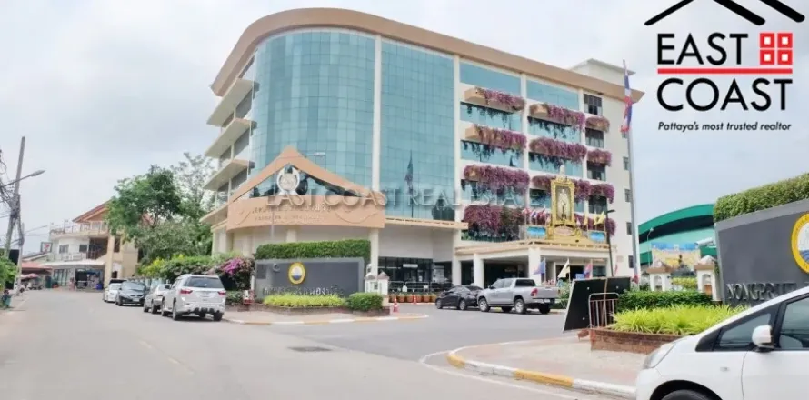 Terreno en Pattaya, Tailandia № 213843
