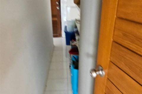 Кондоминиум с 3 спальнями в Клонг Тоэй, Бангкок, Таиланд № 123814 - фото 5