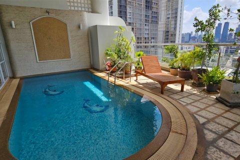 Кондоминиум с 3 спальнями в Клонг Тоэй, Бангкок, Таиланд № 123814 - фото 6