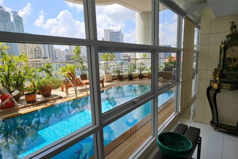 Кондоминиум с 3 спальнями в Клонг Тоэй, Бангкок, Таиланд № 123814 - фото 9