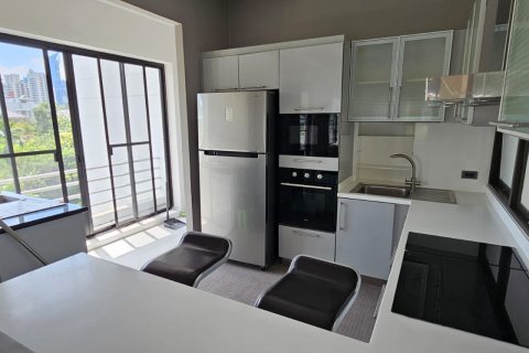 Кондоминиум с 2 спальнями в Ваттхане, Бангкок, Таиланд № 123815 - фото 11