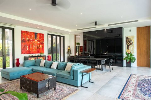 Villa in Hua Hin, Thailand 4 bedrooms № 120482 - photo 5