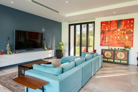 Villa in Hua Hin, Thailand 4 bedrooms № 120482 - photo 4