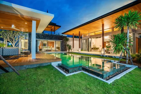 Villa in Phuket, Thailand 4 bedrooms № 126073 - photo 15