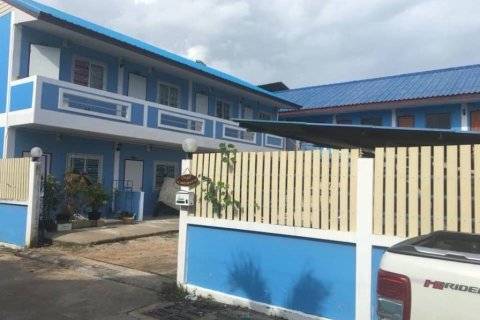 Propriété commerciale à Bang Lamung, Thaïlande 624 m2 № 101915 - photo 2