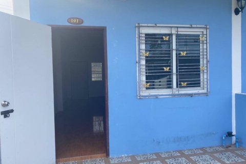 Propriété commerciale à Bang Lamung, Thaïlande 624 m2 № 101915 - photo 6