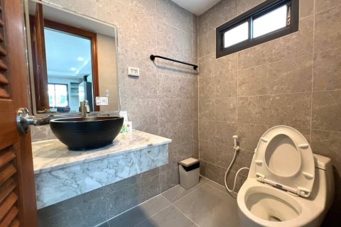 Villa in Phuket, Thailand 3 bedrooms № 142637 - photo 11