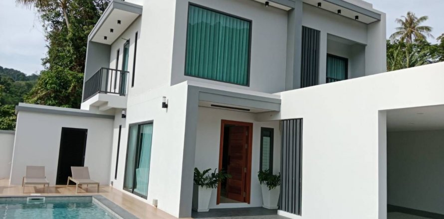 Villa in Phuket, Thailand 3 bedrooms № 142637