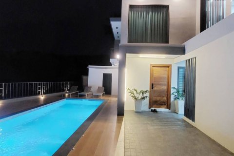 Villa in Phuket, Thailand 3 bedrooms № 142637 - photo 3