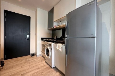 Студия в кондо в Ваттхане, Бангкок, Таиланд № 142634 - фото 6