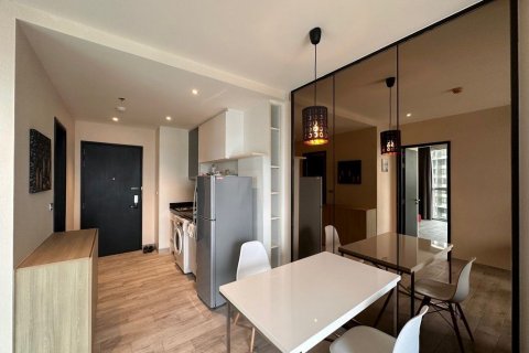 Студия в кондо в Ваттхане, Бангкок, Таиланд № 142634 - фото 5